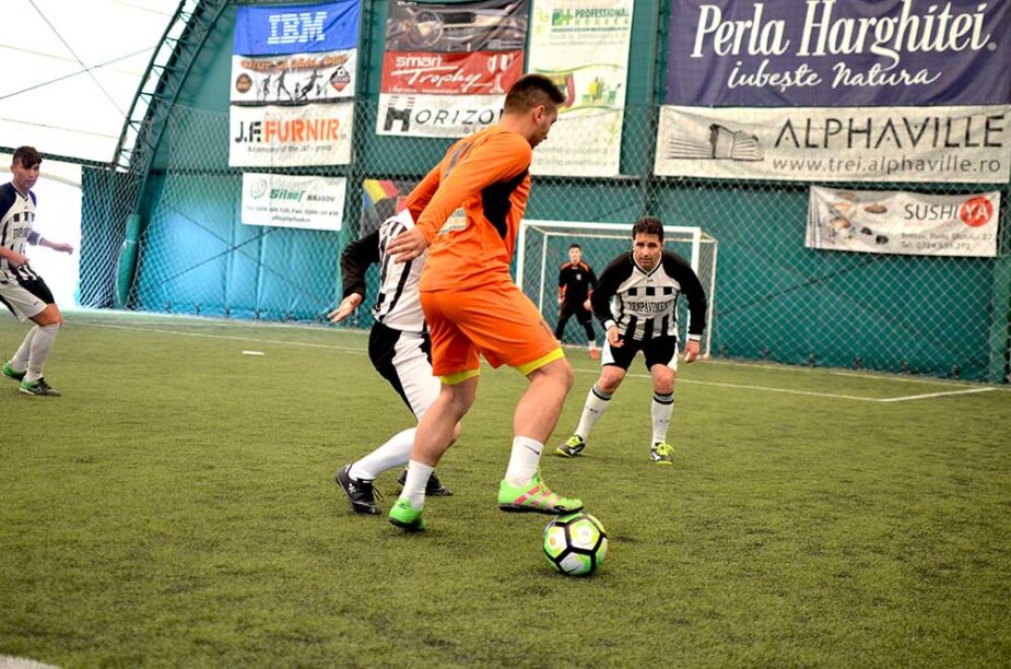 teren fotbal brasov