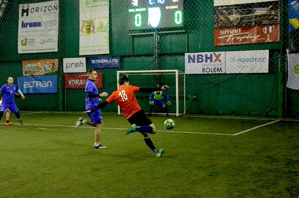 real-brasov-10-curat-(24) real brasov, 10 curat, liga pro