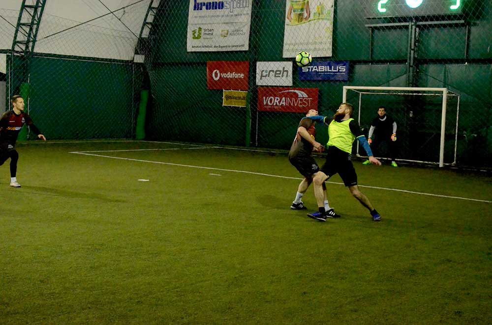 Dream Team, Quin Romania, teren de fotbal brasov