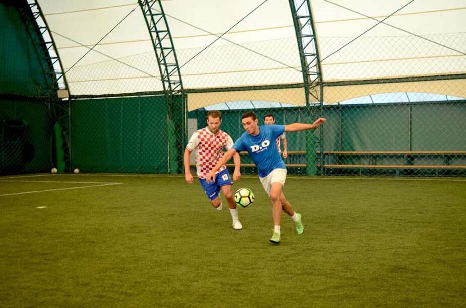 dedicco, funny team, teren fotbal brasov