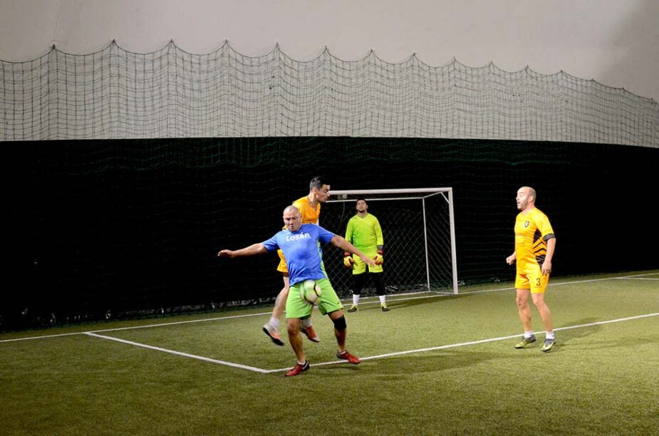 losan, fc kronstadt, teren fotbal brasov