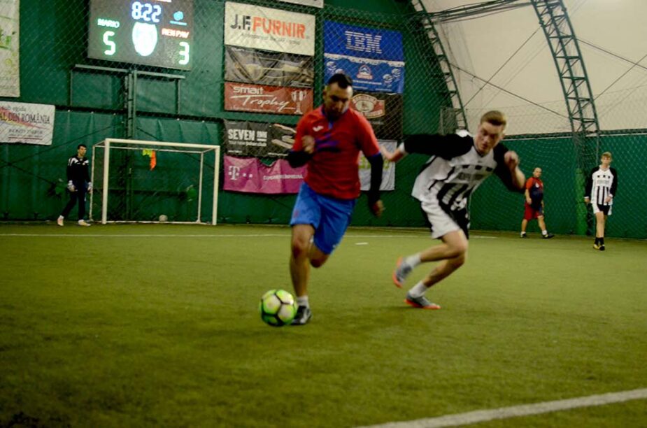 Mario & lor, ren pavimenti, teren fotbal brasov