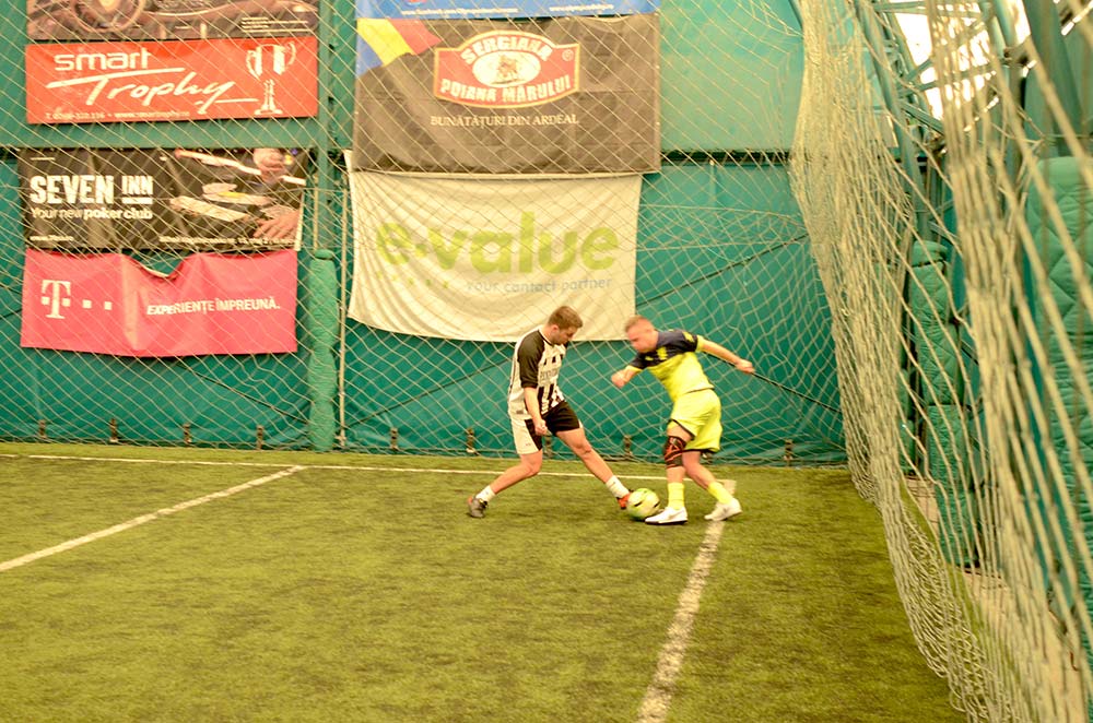 ren pavimenti, ajax brasov, teren fotbal brasov