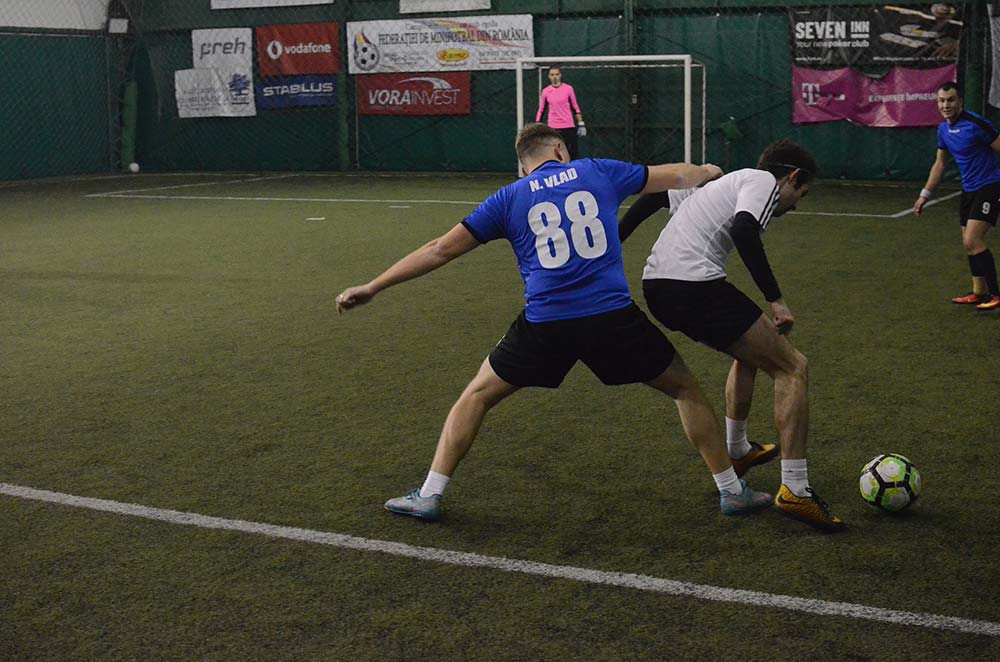 hod-chimex–blue-rage-(15) hod-chimex, blue rage, teren fotbal brasov