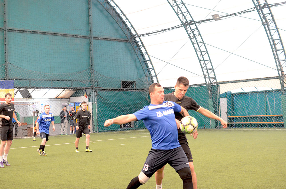 kronfeld–quin-romania-(31) Kronfeld, Quin Romania, teren fotbal brasov