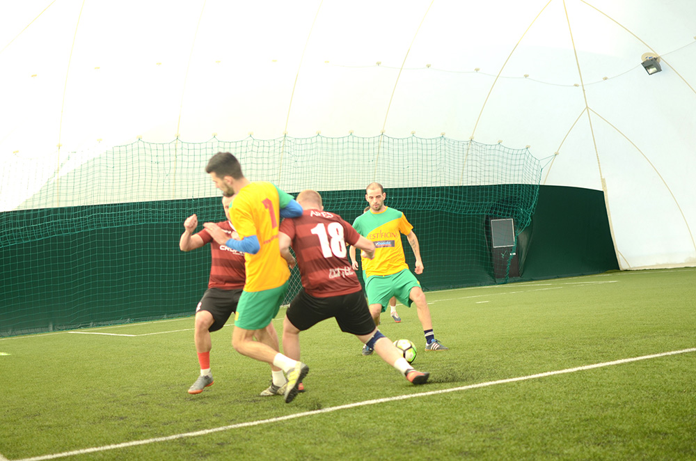 Ares–Vestificina-(4) Ares, Vestificina, teren fotbal brasov