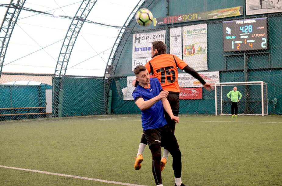 real brasov, jf furnir, teren fotbal brasov